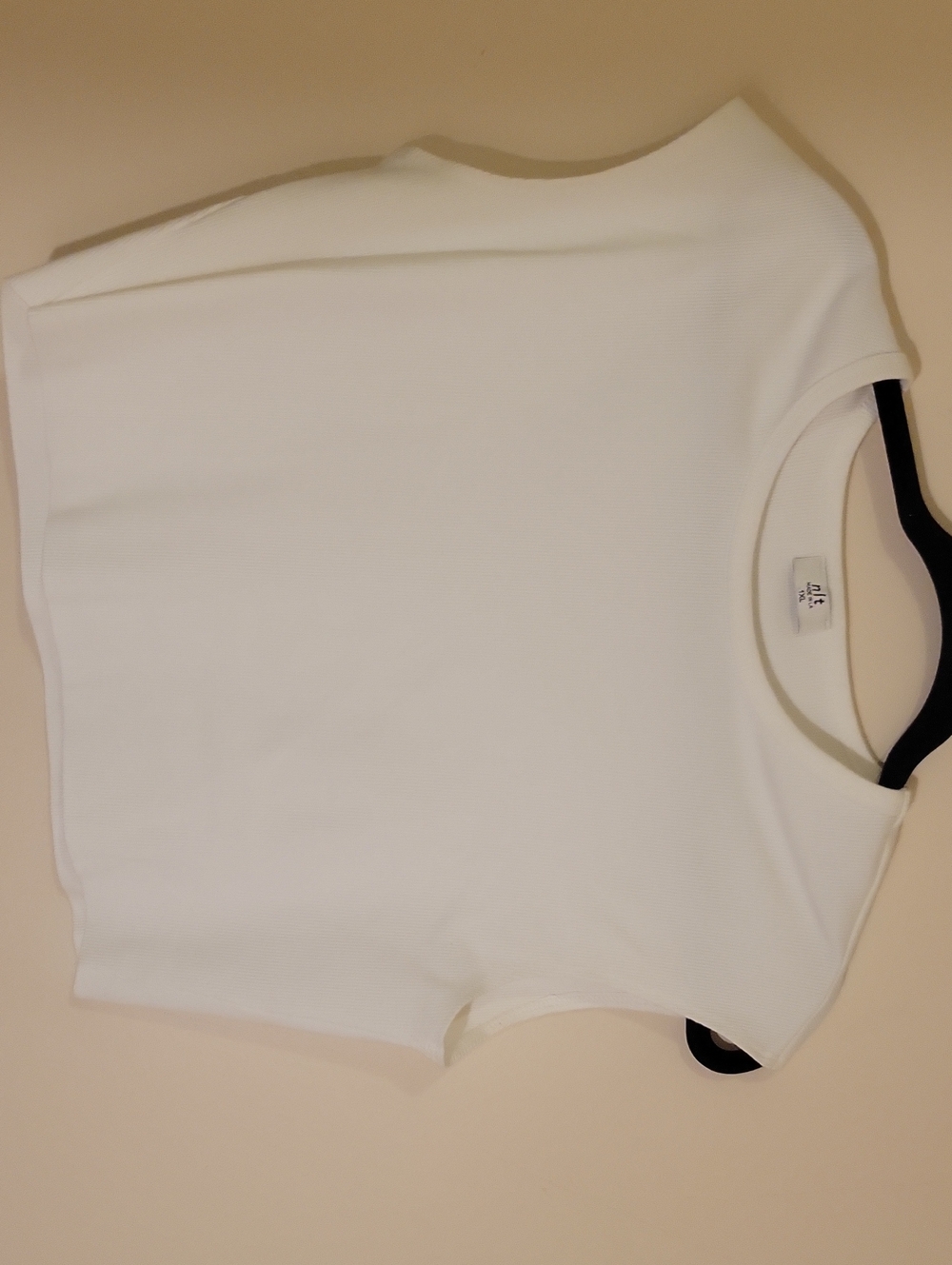 #21 NLT Women's White Ribbed Crewneck Top
